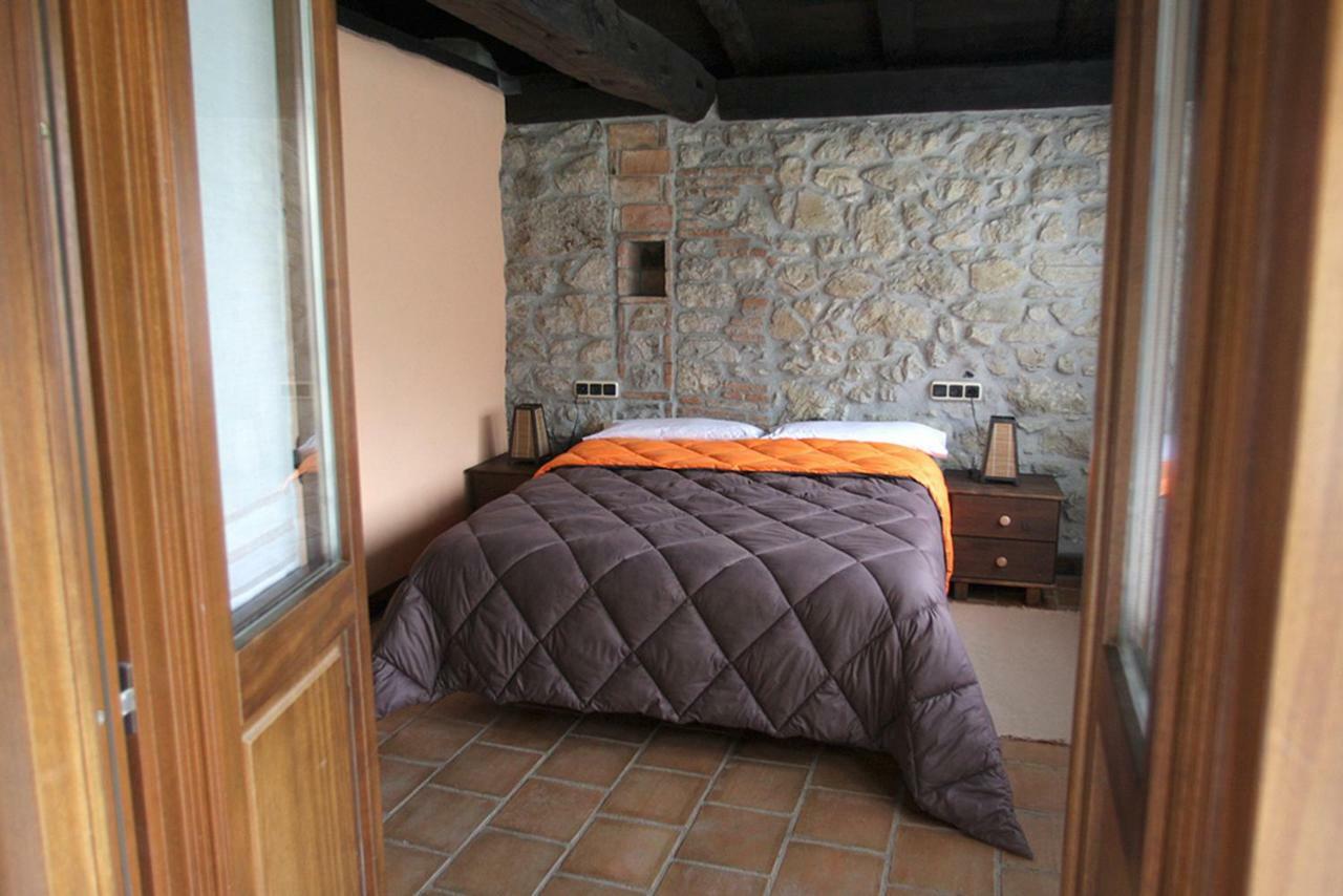 Hotel Rural Llerau Ponga Ngoại thất bức ảnh