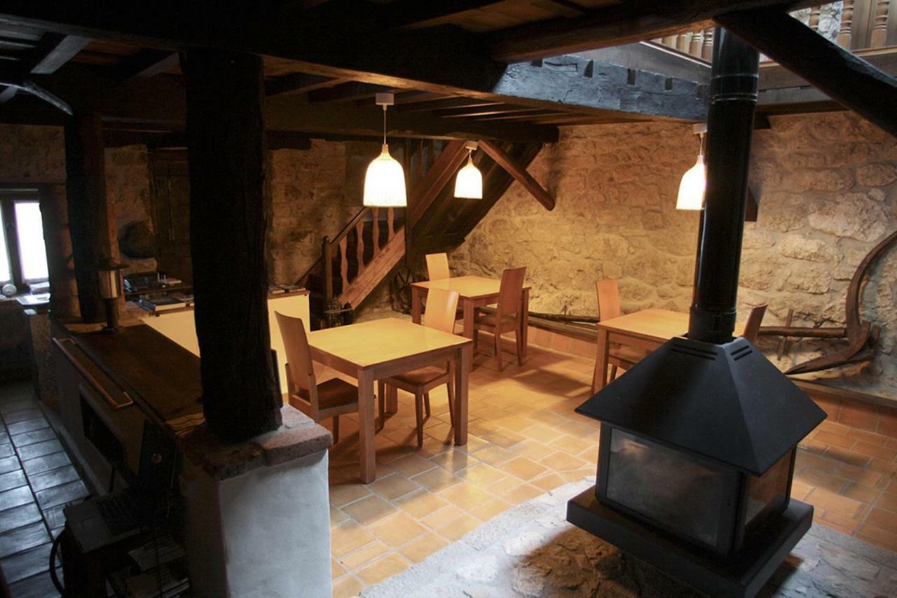 Hotel Rural Llerau Ponga Ngoại thất bức ảnh