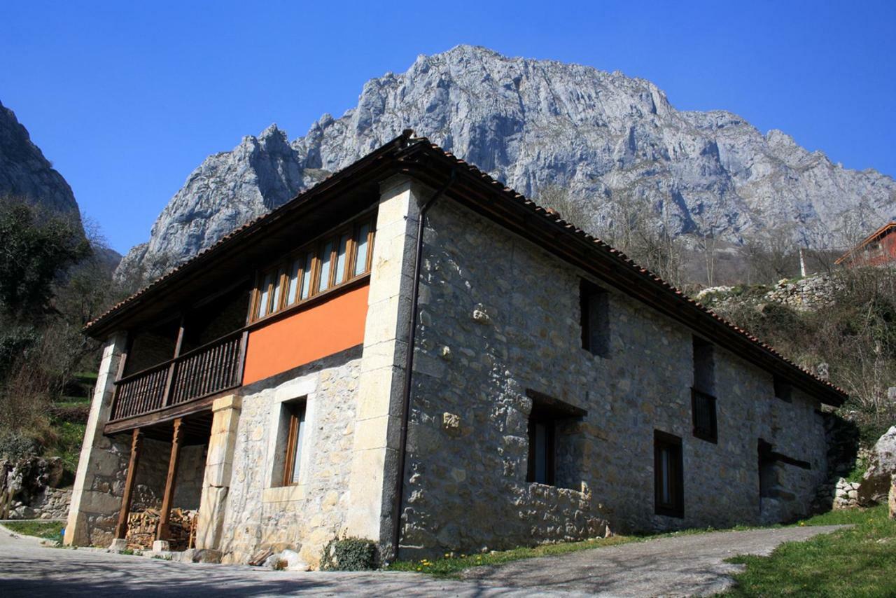 Hotel Rural Llerau Ponga Ngoại thất bức ảnh
