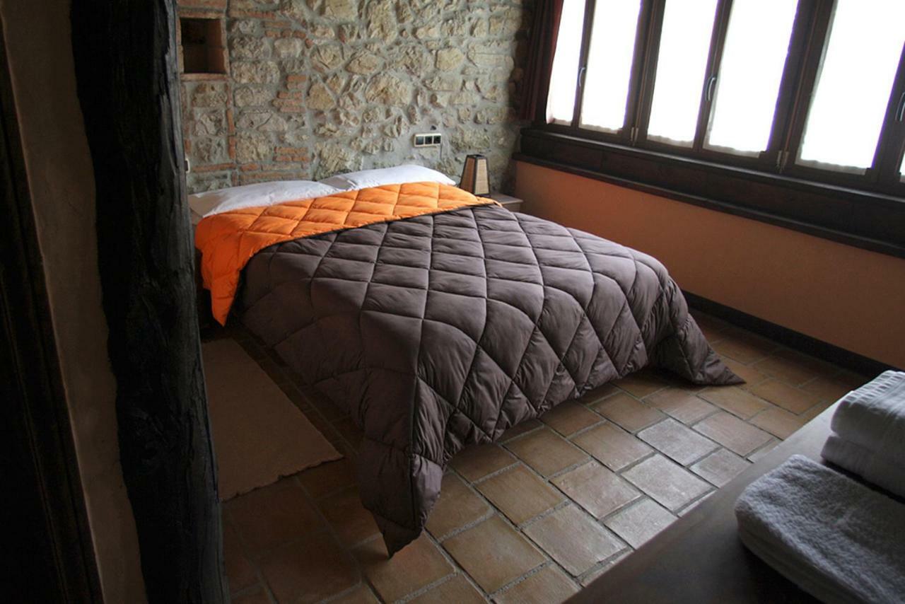 Hotel Rural Llerau Ponga Ngoại thất bức ảnh